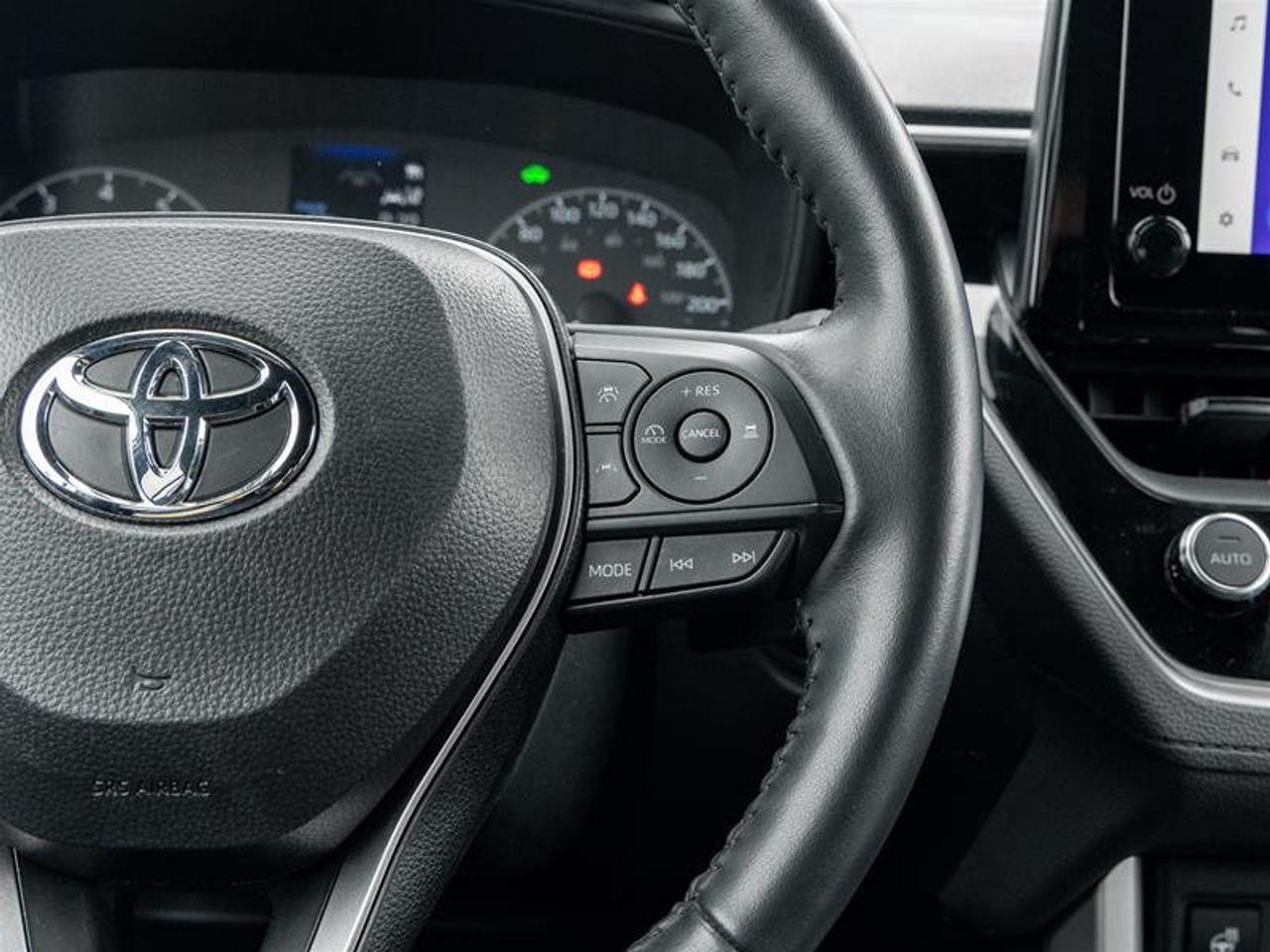 2024 Toyota Corolla Cross Hybrid SE AWD Backup Cam | Heated Seats | Adaptive Cruise | SE Photo