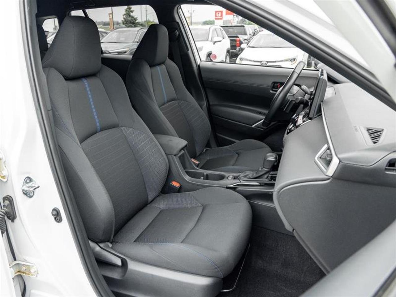 2024 Toyota Corolla Cross Hybrid SE AWD Backup Cam | Heated Seats | Adaptive Cruise | SE Photo