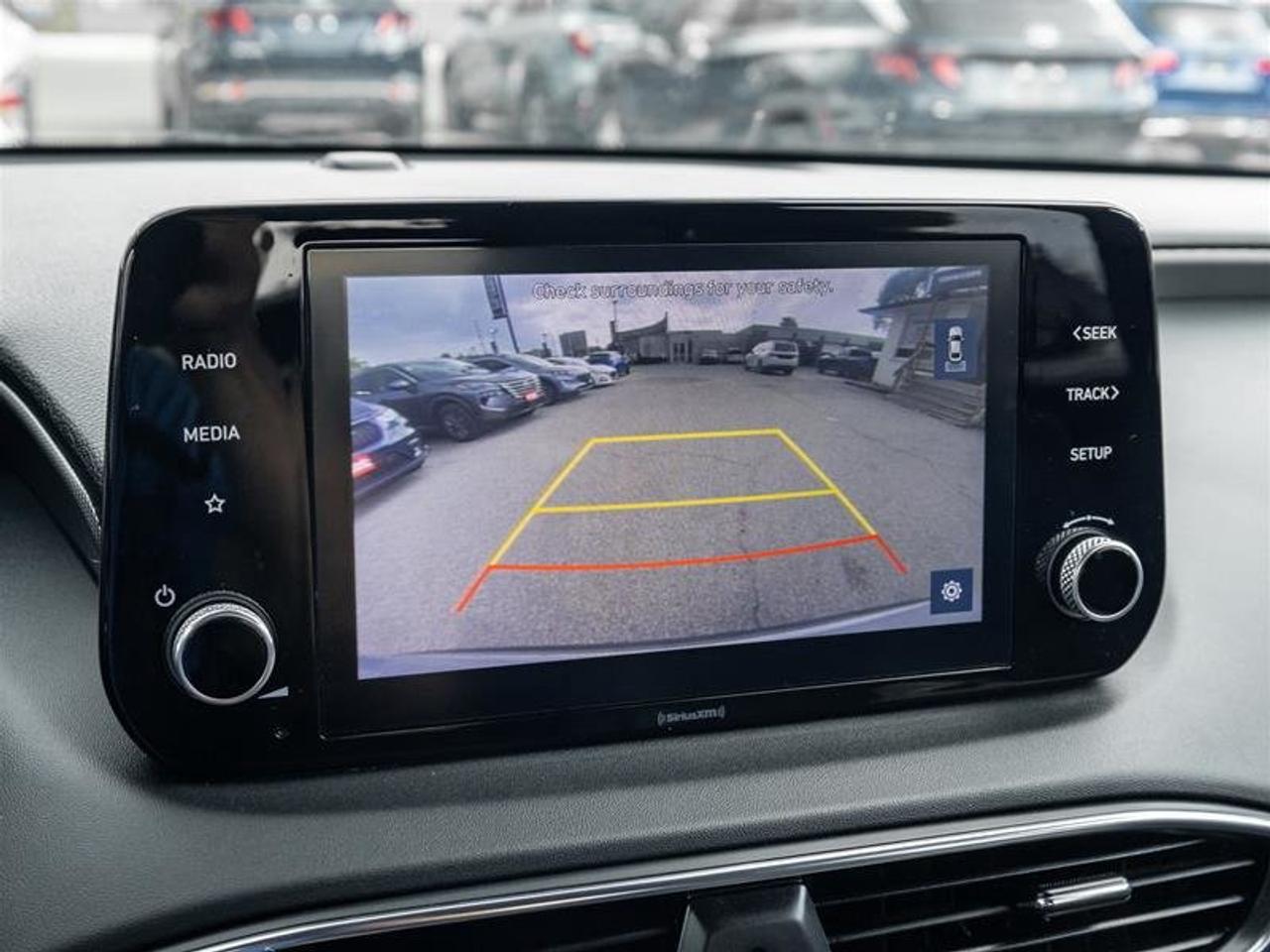 2022 Hyundai Santa Fe Preferred AWD 2.5L Photo
