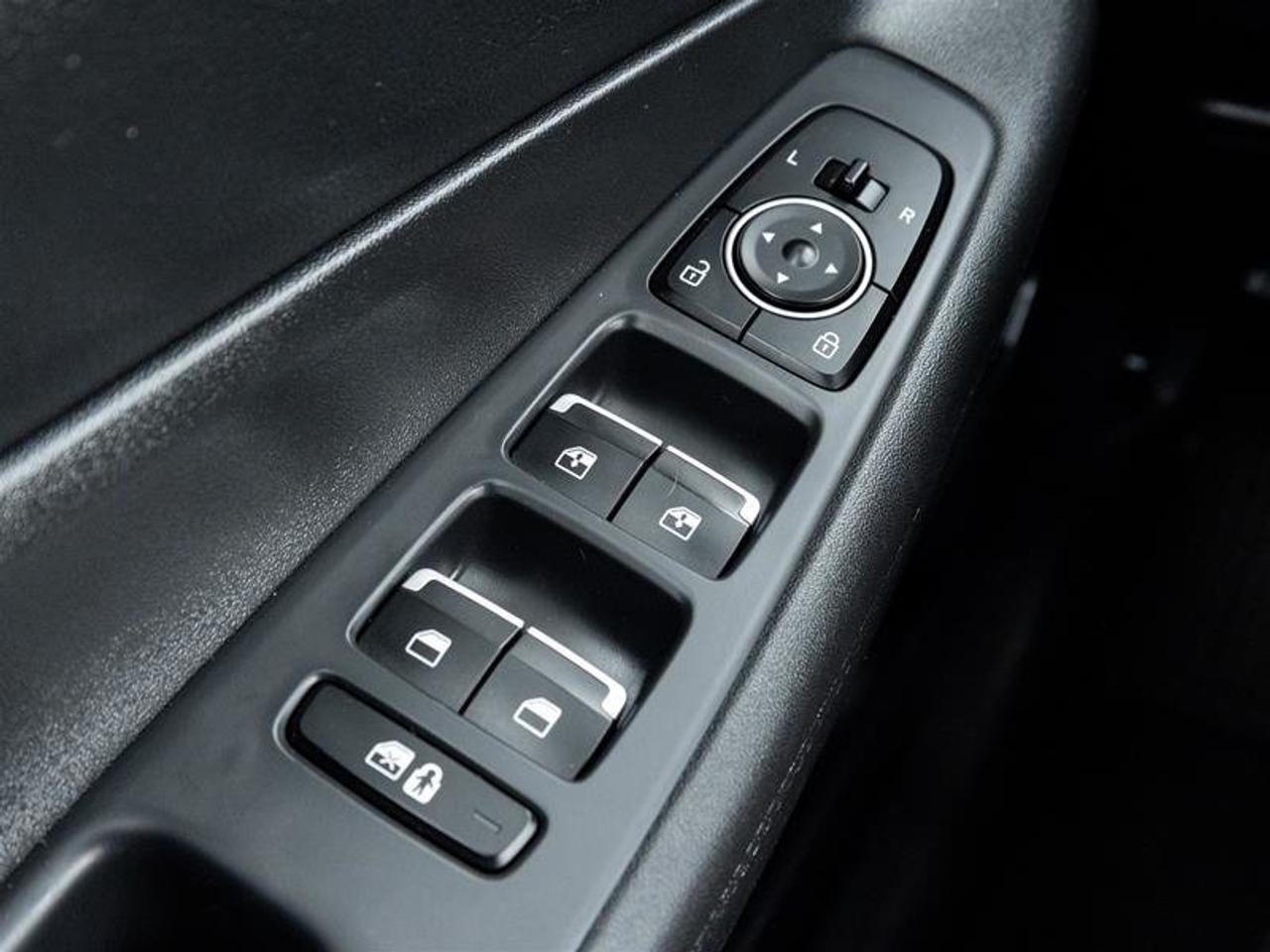 2022 Hyundai Santa Fe Preferred AWD 2.5L Photo