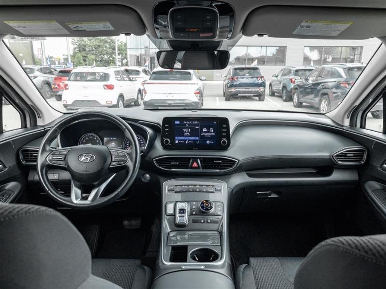 2022 Hyundai Santa Fe Preferred AWD 2.5L Photo