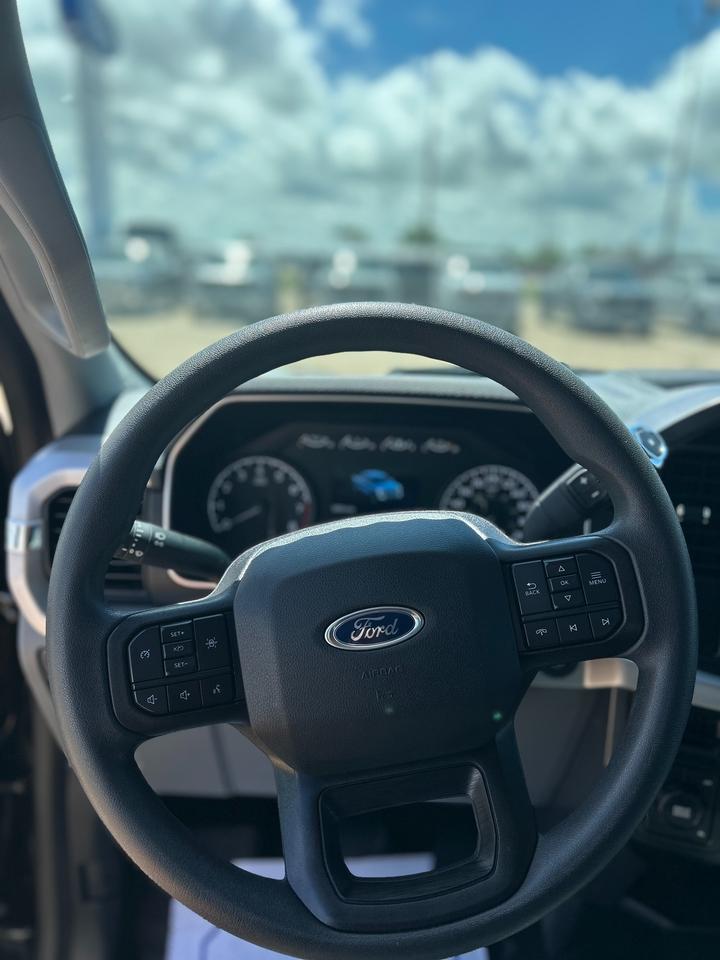 2023 Ford F-150 XLT Photo5