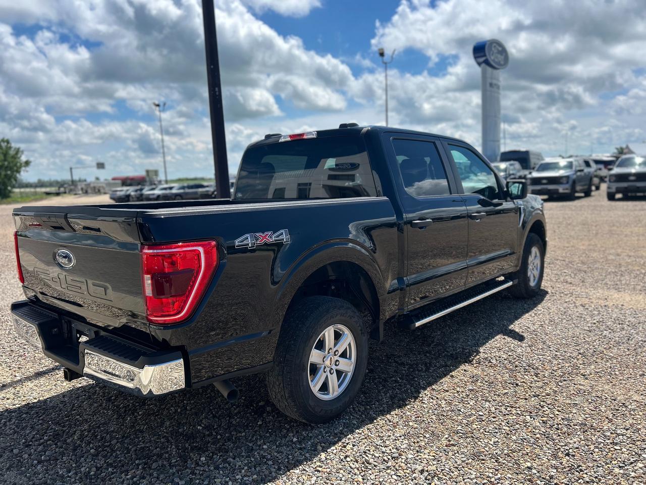 2023 Ford F-150 XLT Photo5