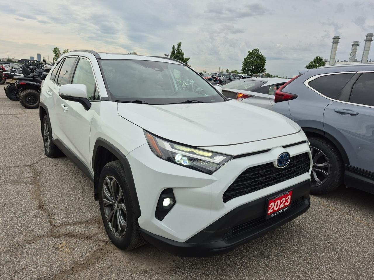 2023 Toyota RAV4 RAV 4 Hybrid XLE | SUNROOF | LEATHER | BSM | LDW - Photo #1