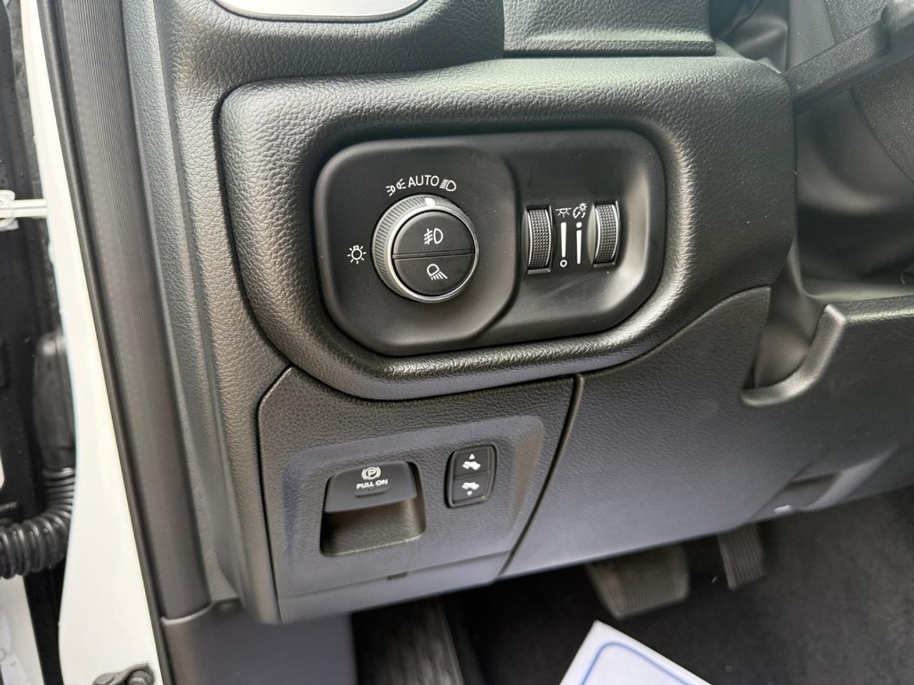 2025 RAM 1500 Big Horn Night Pkg 4x4 Crew Cab 5'7 Box Photo