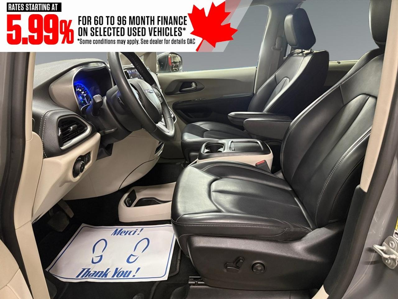 2023 Chrysler Pacifica Touring L FWD Photo