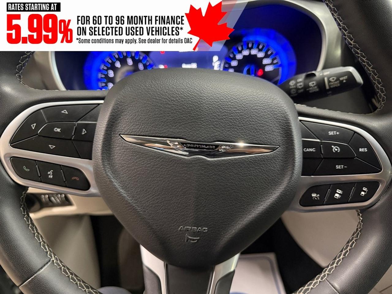 2023 Chrysler Pacifica Touring L FWD Photo