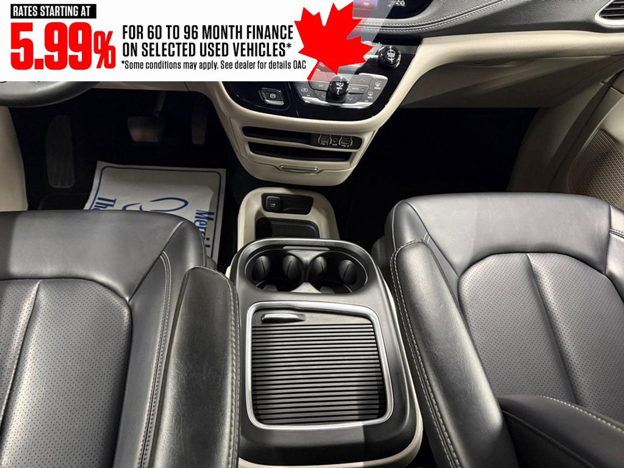 2023 Chrysler Pacifica Touring L FWD Photo