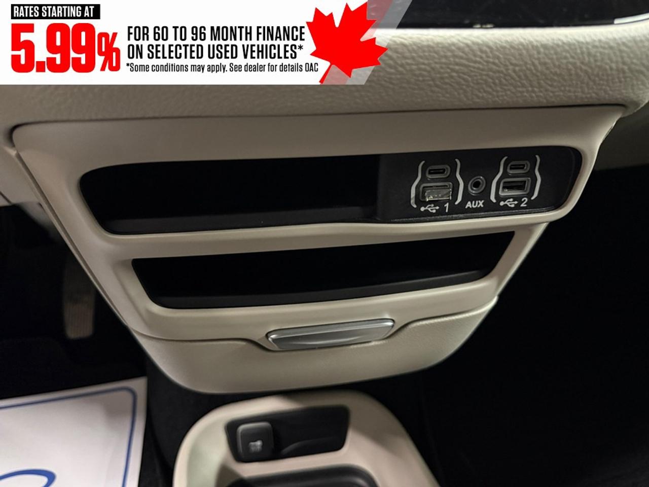 2023 Chrysler Pacifica Touring L FWD Photo