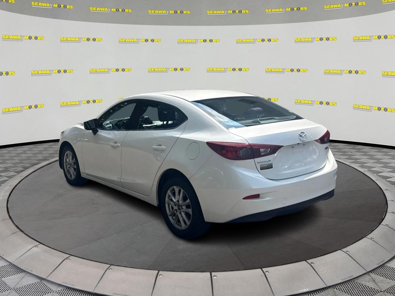 2017 Mazda MAZDA3 GS Photo