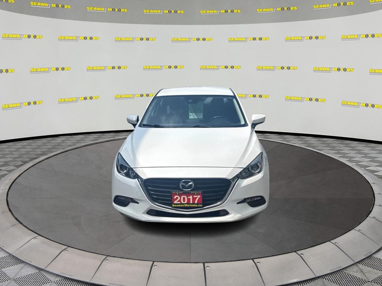 2017 Mazda MAZDA3 GS Photo