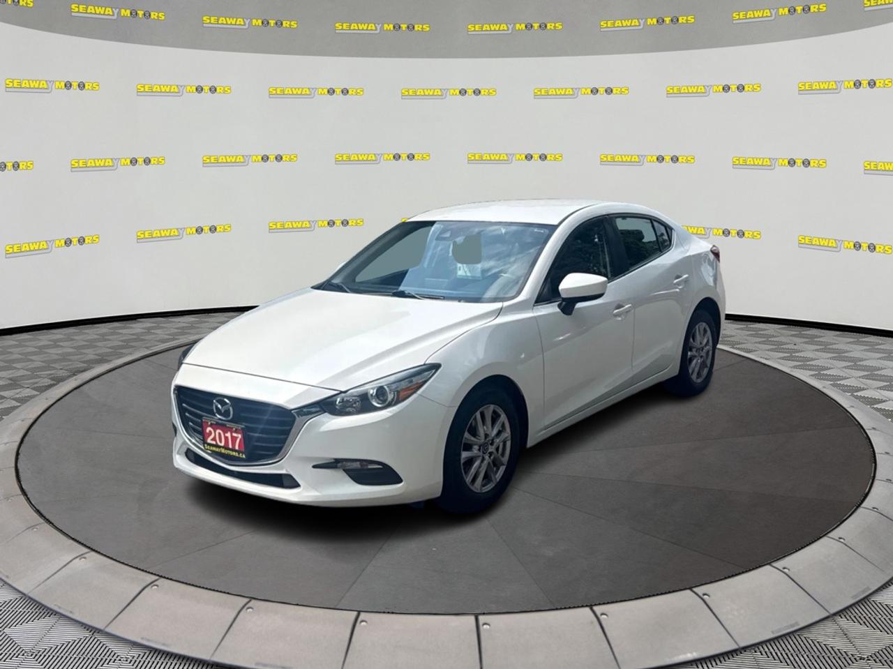 2017 Mazda MAZDA3 GS Photo