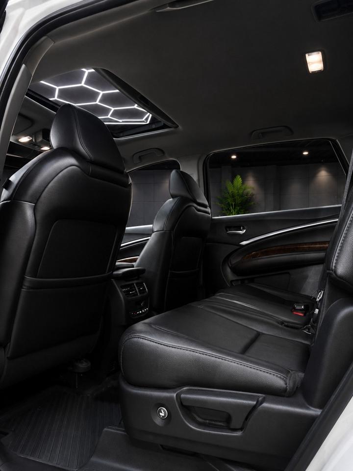 2020 Acura MDX Technology SH-AWD 7 passengers Photo