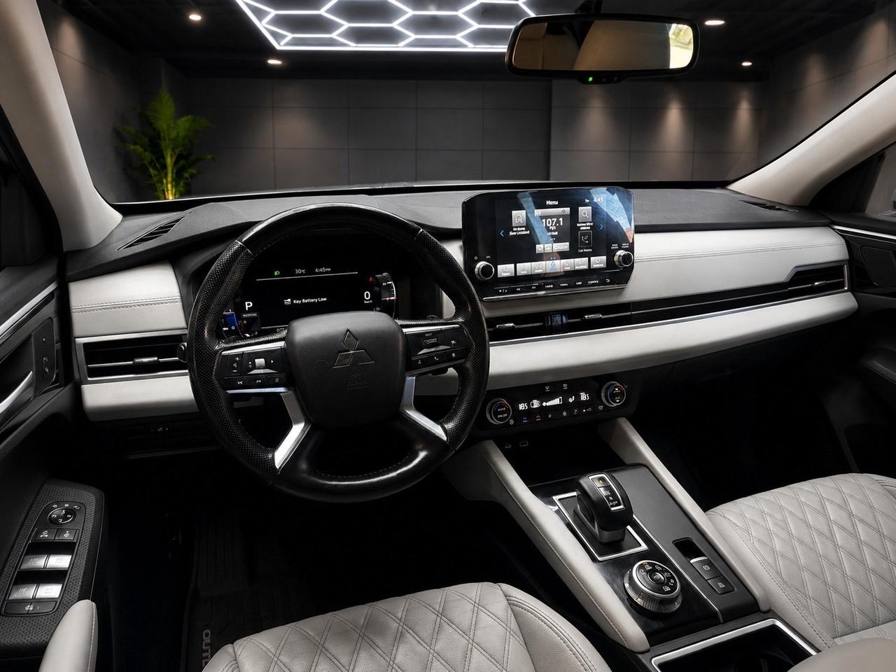 2022 Mitsubishi Outlander SE S-AWD Photo