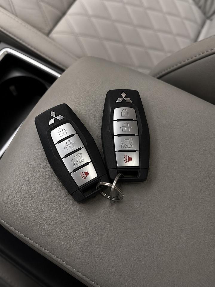 2022 Mitsubishi Outlander SE S-AWD Photo