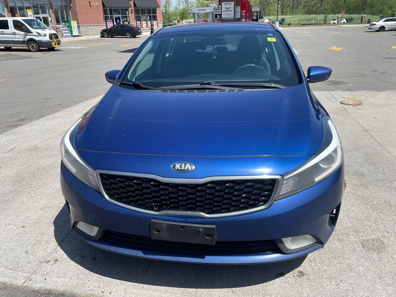2017 Kia Forte LX Photo0