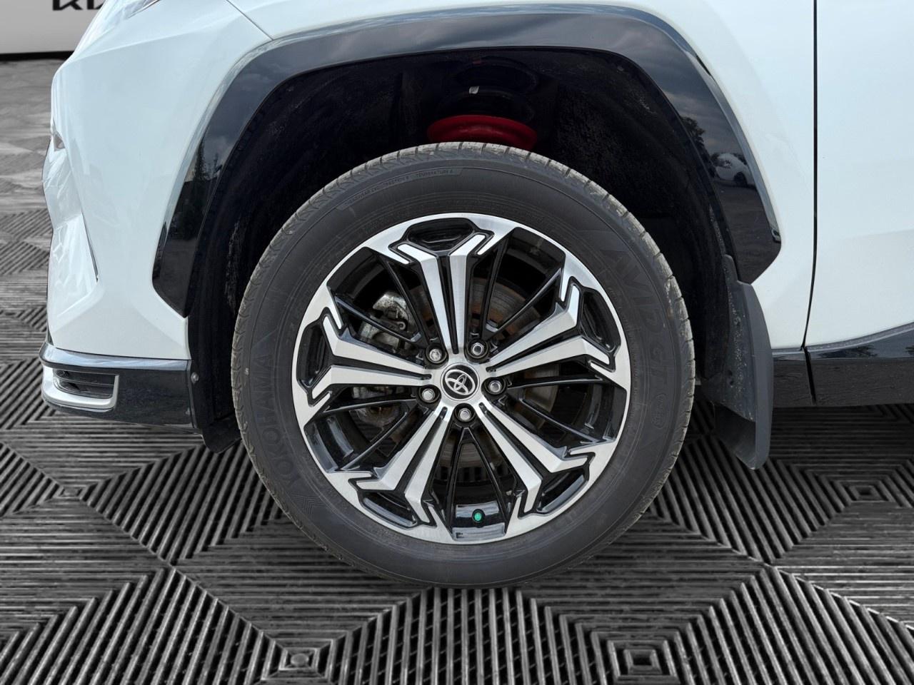 2024 Toyota RAV4 Prime XSE AWD Photo