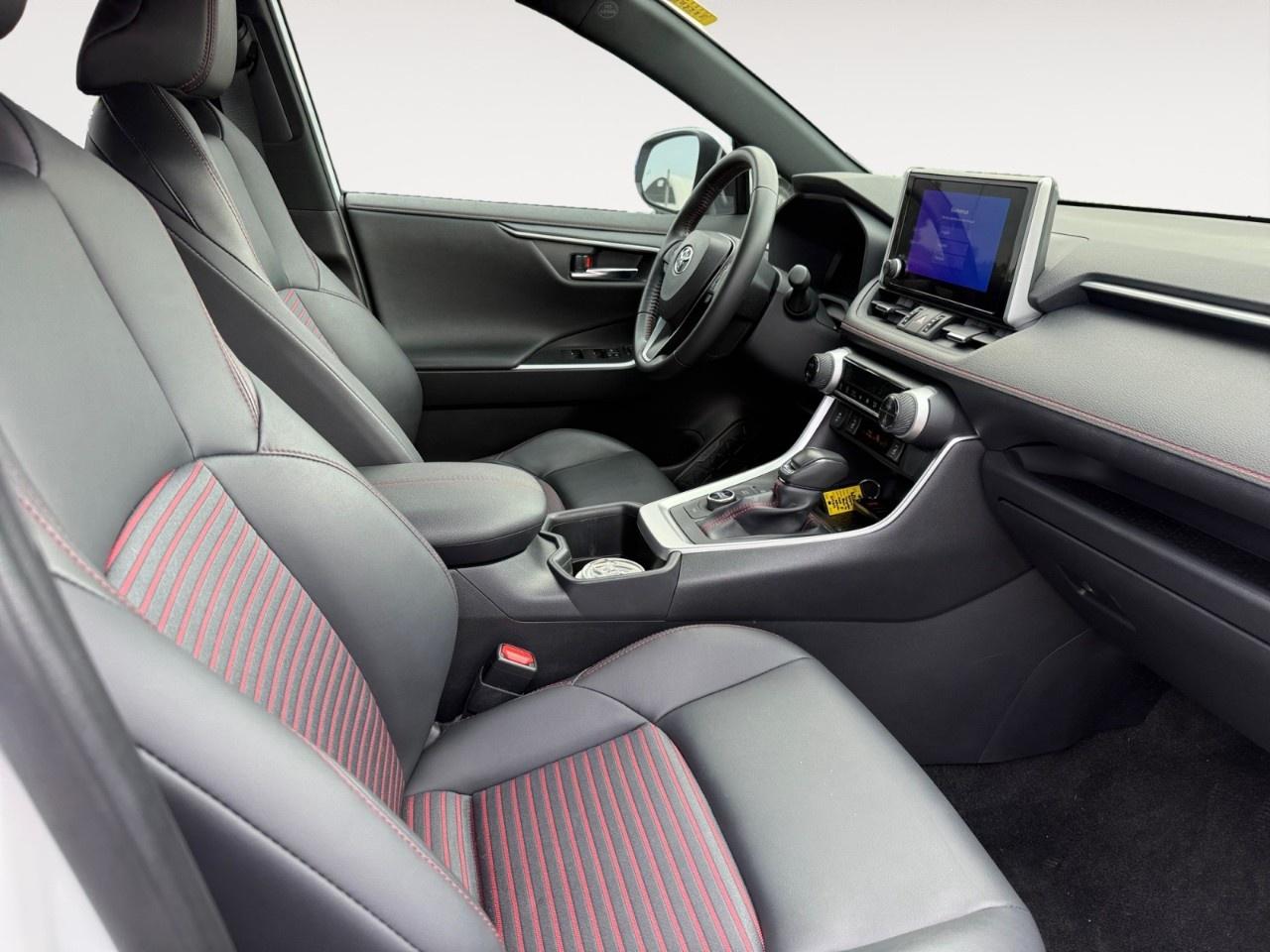 2024 Toyota RAV4 Prime XSE AWD Photo
