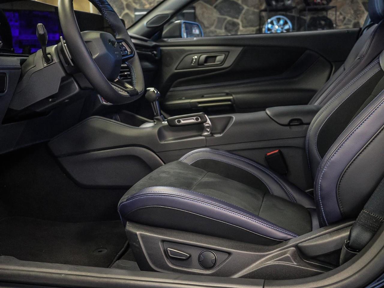 2026 Ford Mustang Dark Horse | Dark Horse Handling Pkg. | Appearance Pkg. | Sync | Photo