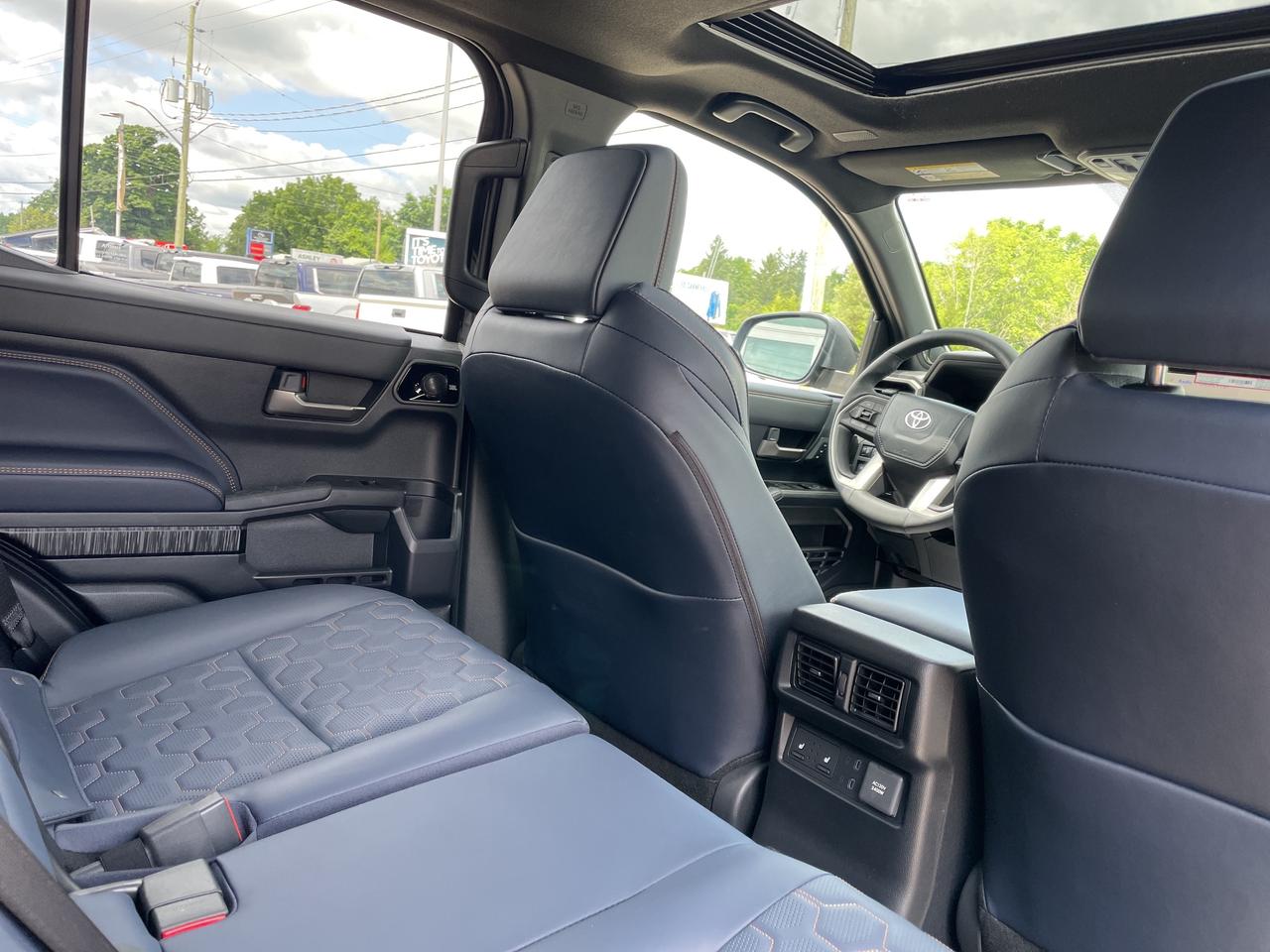 2026 Toyota 4Runner HYBRID Photo