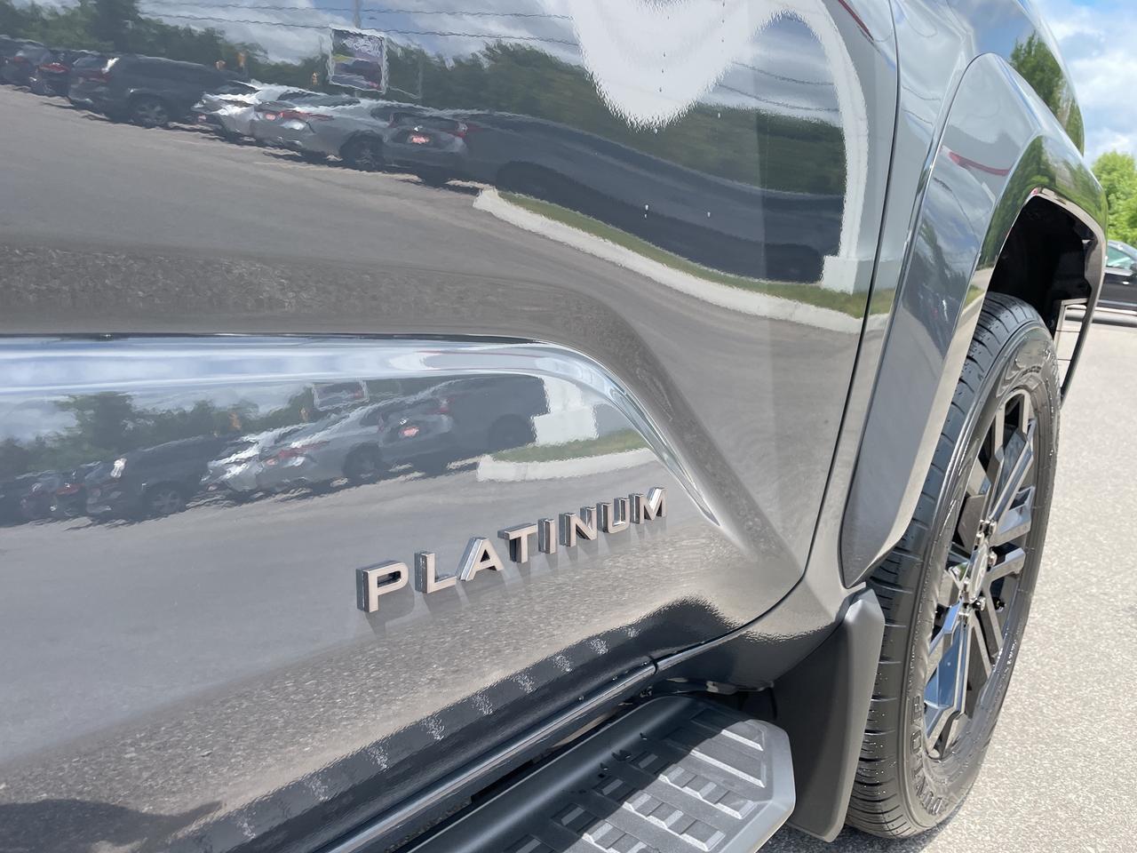 2026 Toyota 4Runner HYBRID Photo