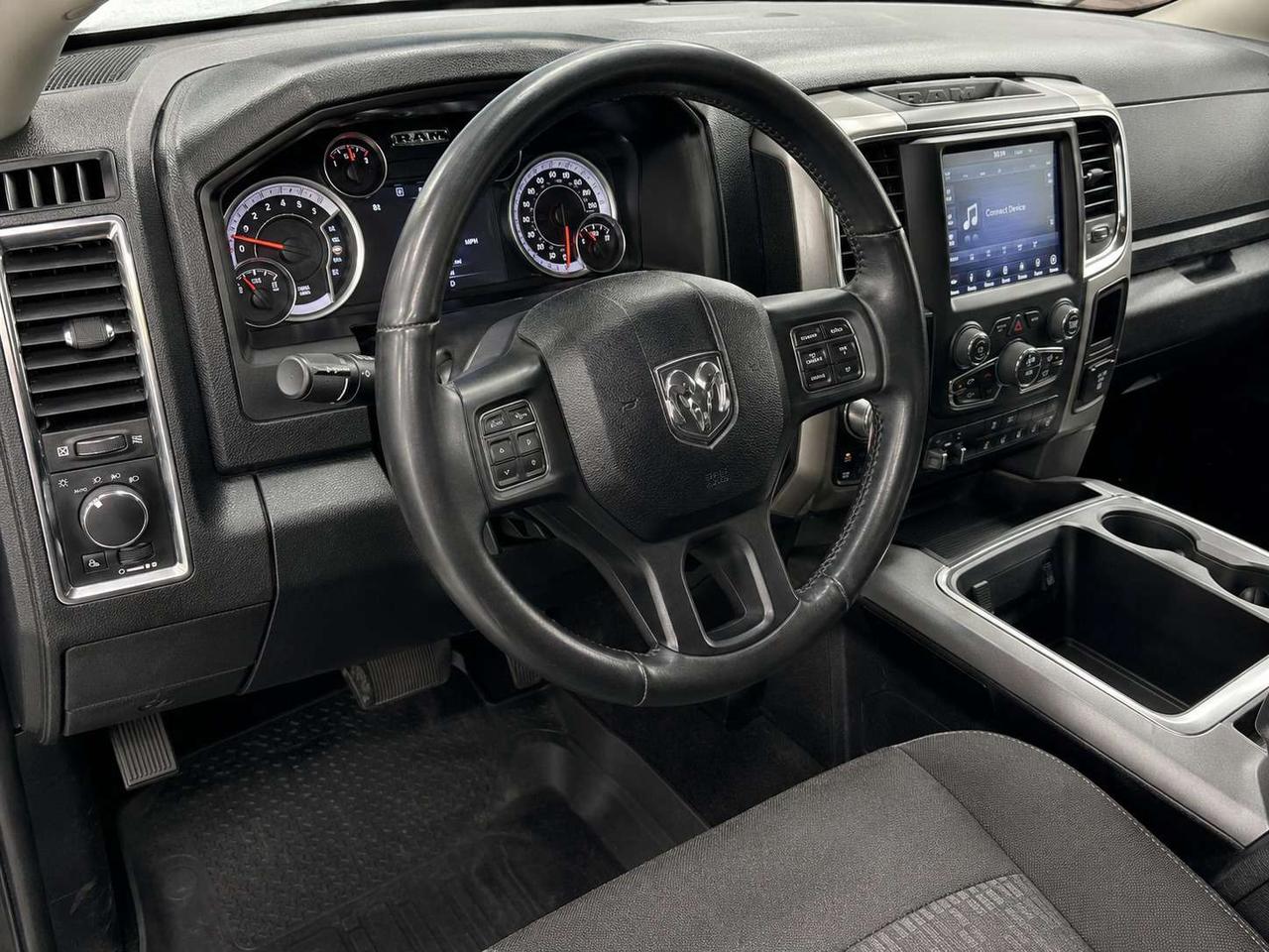 2024 RAM 3500 Big Horn Crew | 6.7L Diesel | Tow Pkg | 4X4 Photo