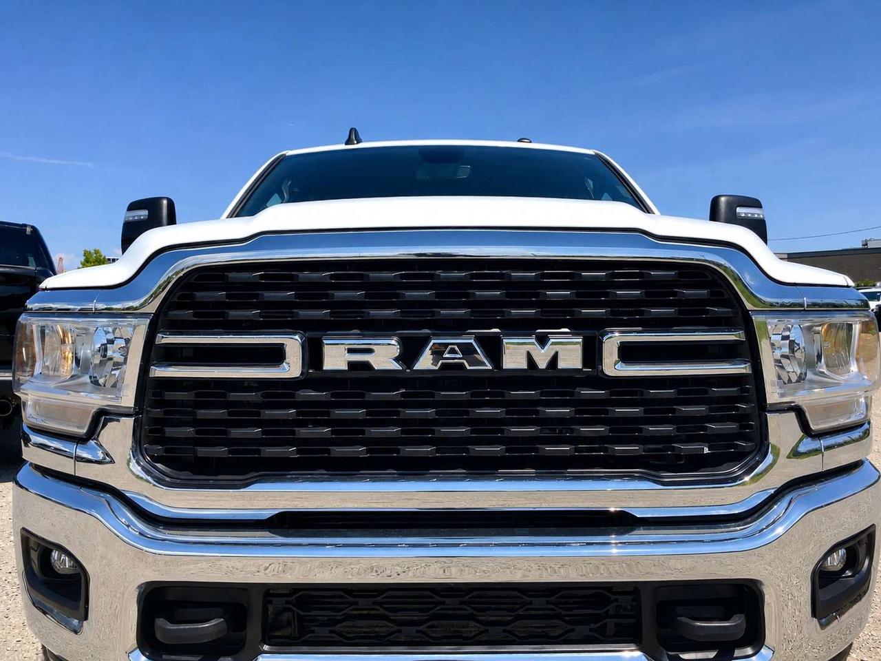 2024 RAM 3500 Big Horn Crew | 6.7L Diesel | Tow Pkg | 4X4 Photo