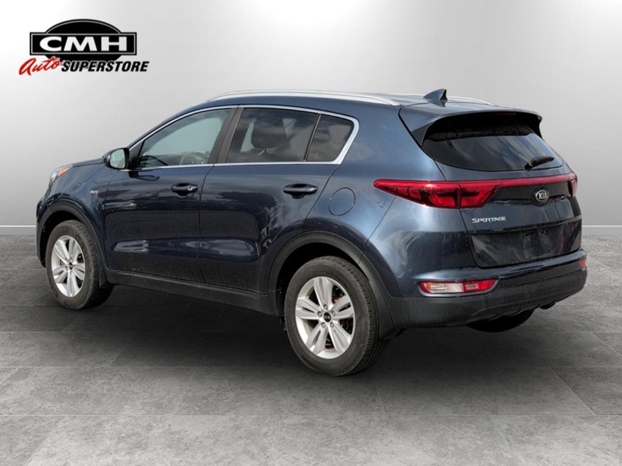 2017 Kia Sportage LX  **LOW MILEAGE** Photo3