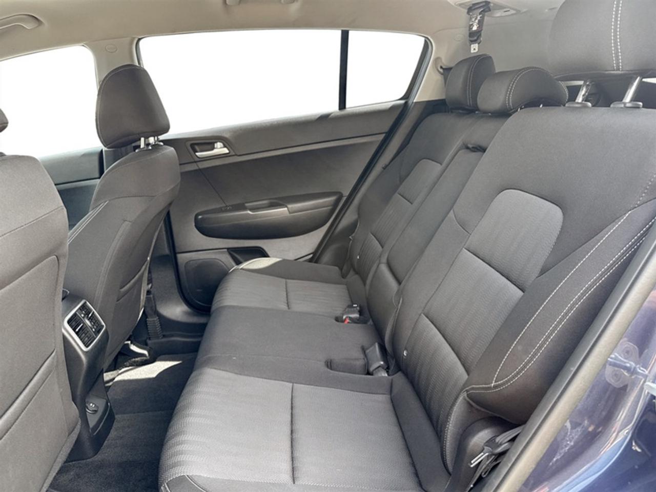 2017 Kia Sportage LX  **LOW MILEAGE** Photo