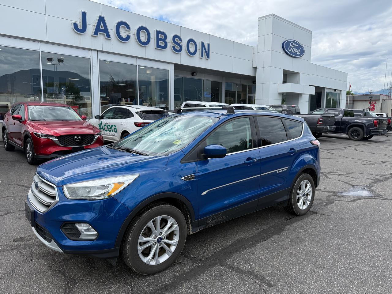 2017 Ford Escape SE Photo0
