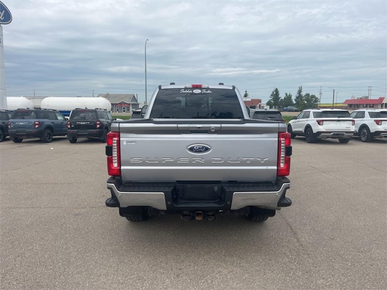 2023 Ford F-350 Super Duty Lariat  - Navigation Photo5