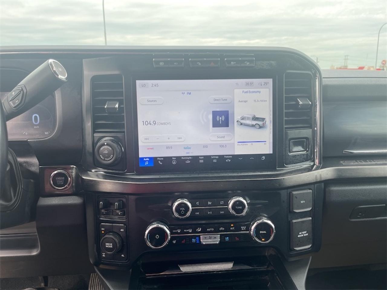 2023 Ford F-350 Super Duty Lariat  - Navigation Photo5
