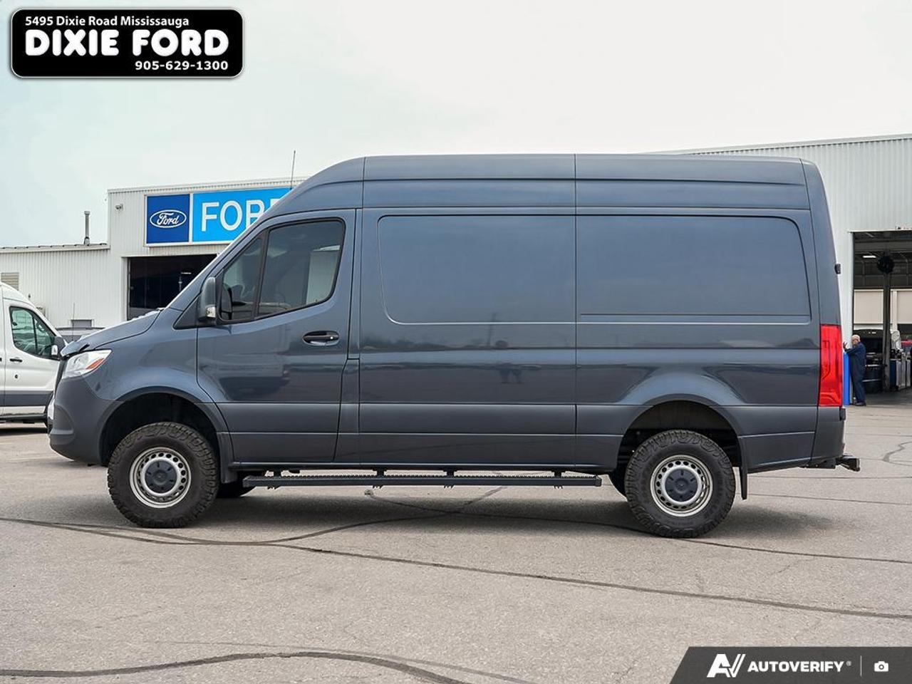 2022 Mercedes-Benz Sprinter CARGO VAN Photo2
