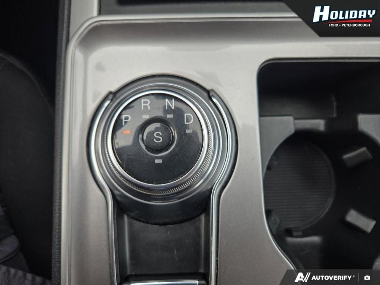 2024 Ford Edge ST Line Photo
