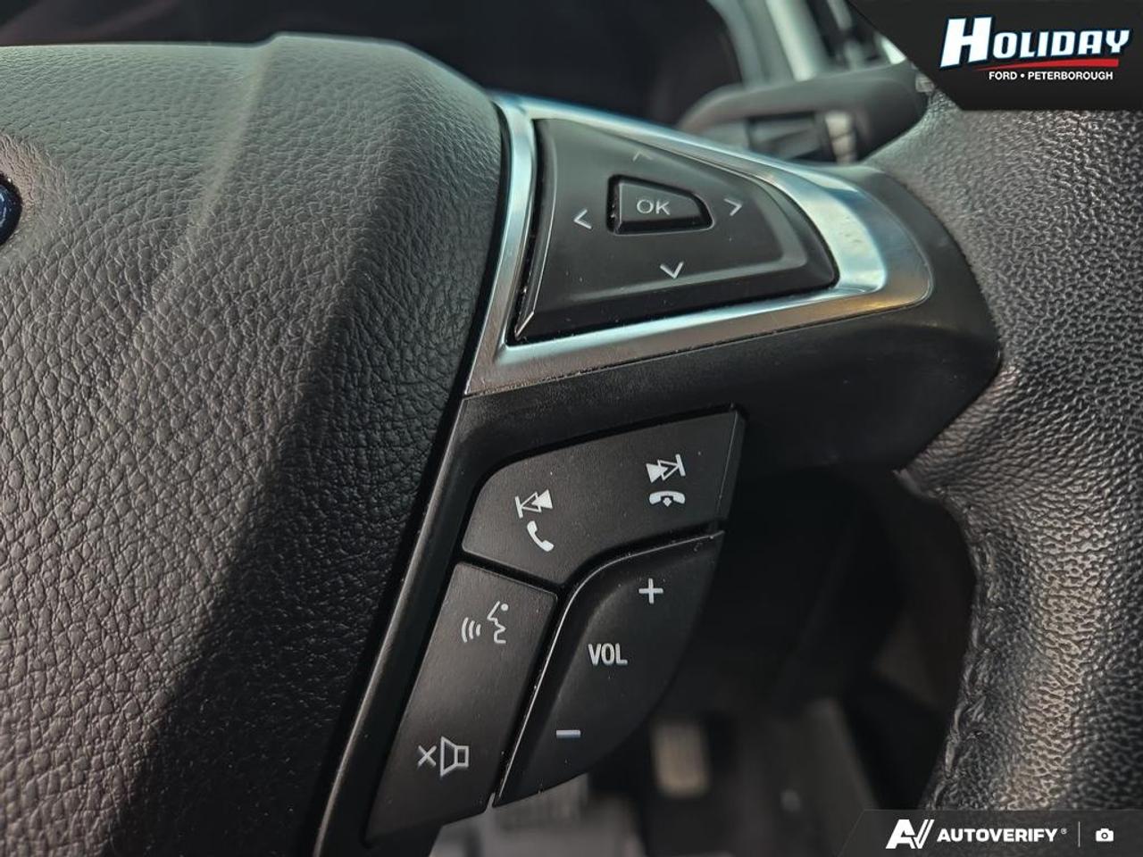 2024 Ford Edge ST Line Photo