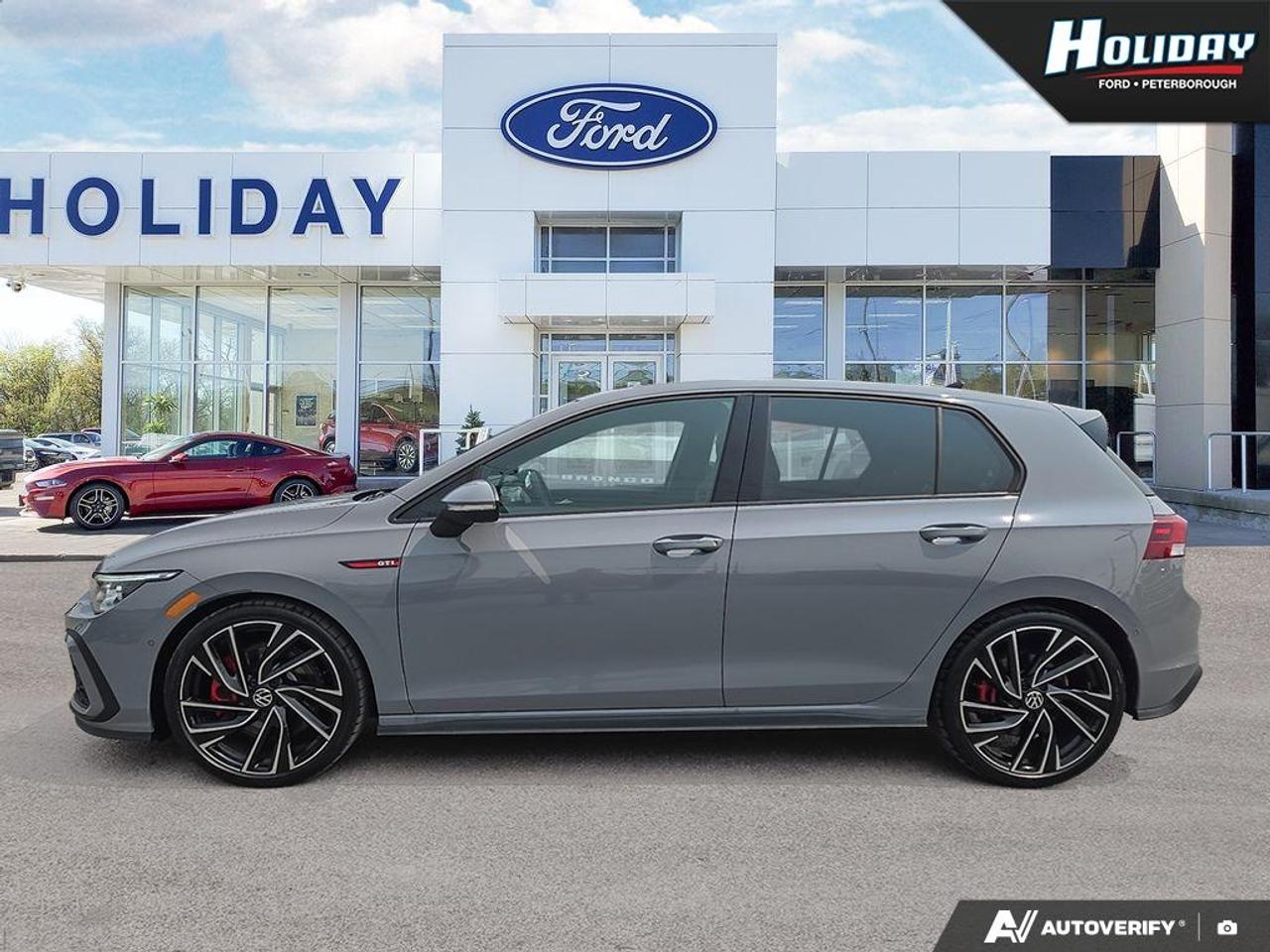 2024 Volkswagen Golf GTI Performance Photo