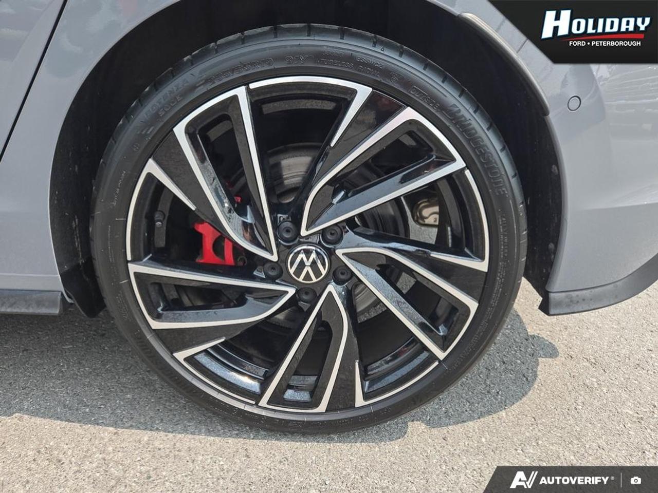 2024 Volkswagen Golf GTI Performance Photo