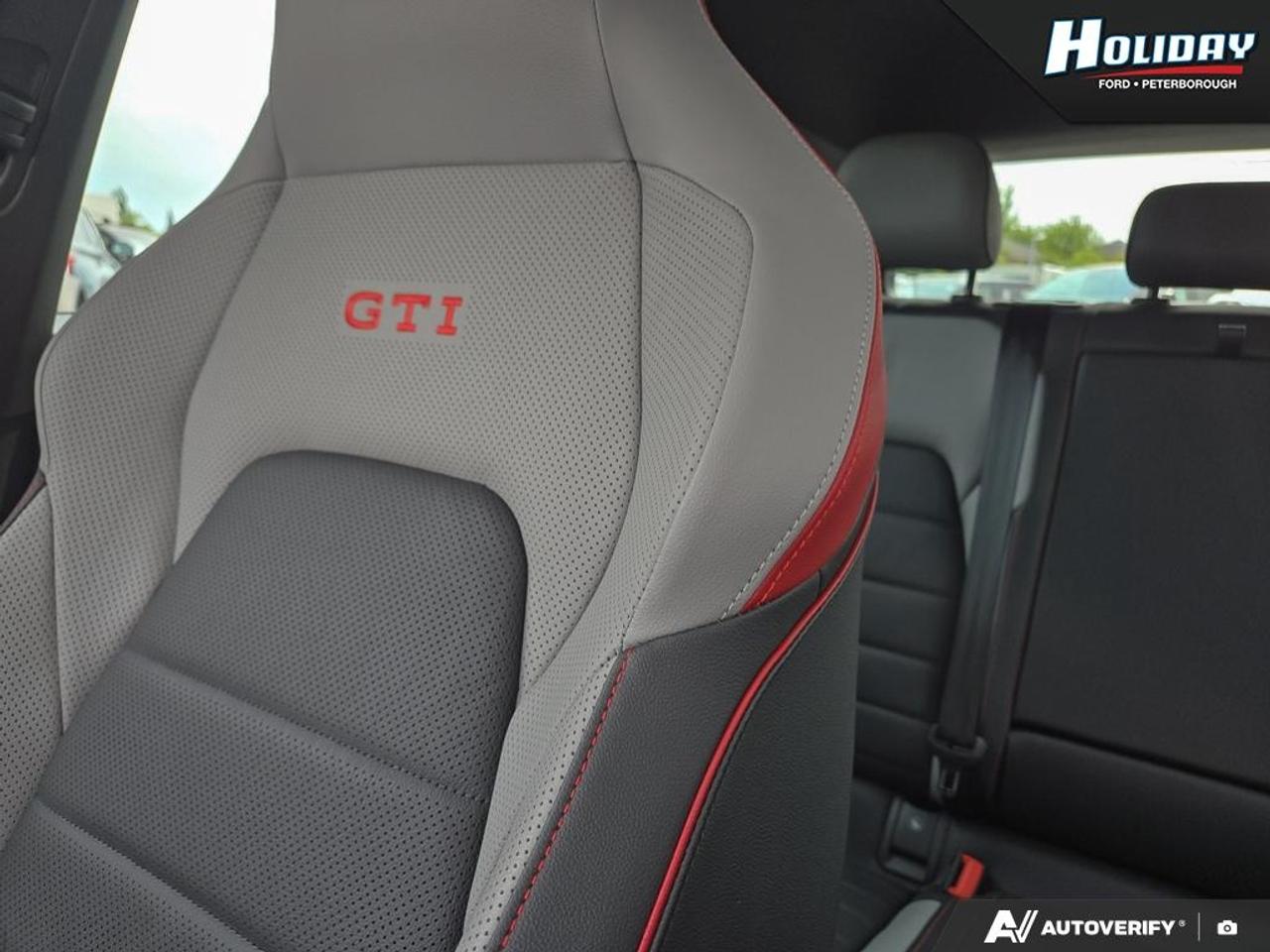 2024 Volkswagen Golf GTI Performance Photo