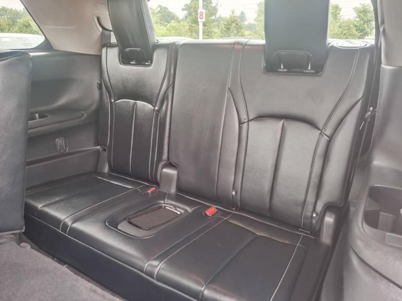 2024 Infiniti QX60 LUXE AWD | Leather | Sunroof | Nav | 360 Camera | Intelligent Cruise | Heated Wheel + Seats & More ! Photo