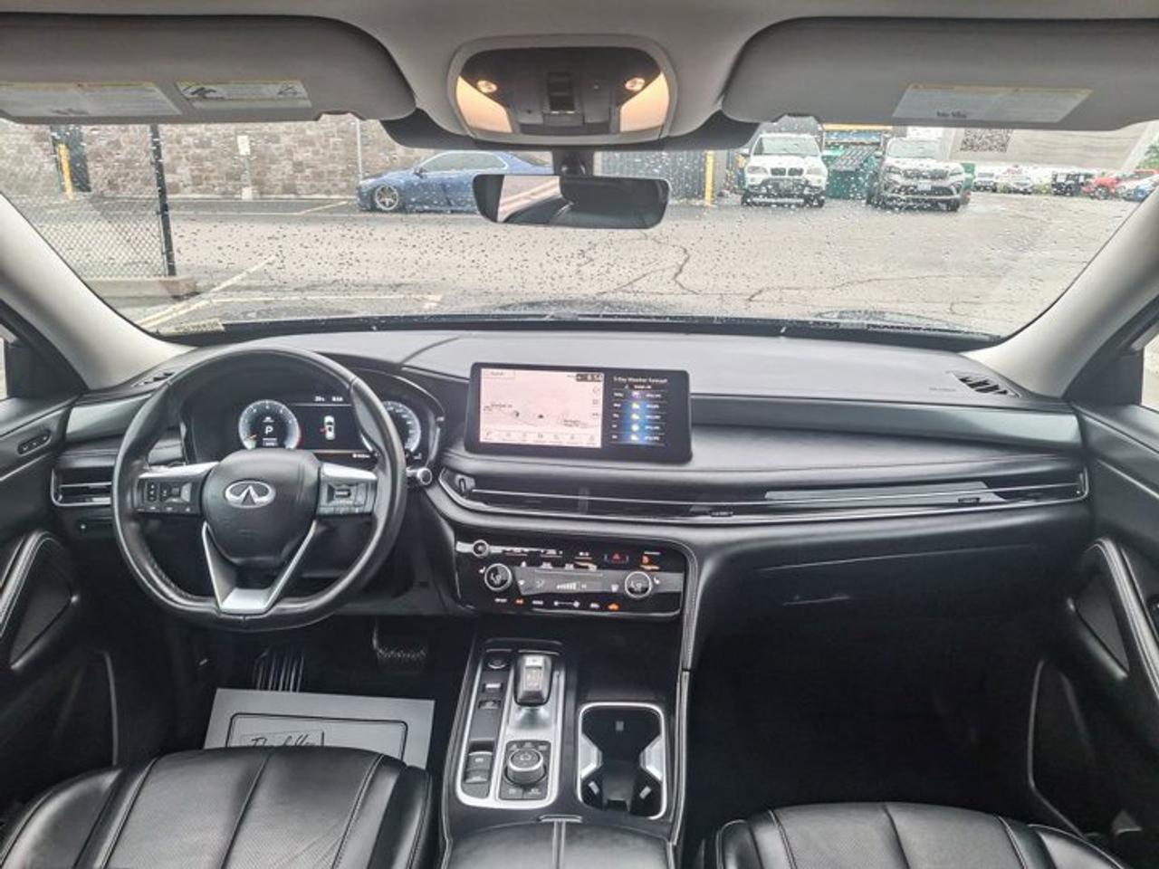 2024 Infiniti QX60 LUXE AWD | Leather | Sunroof | Nav | 360 Camera | Intelligent Cruise | Heated Wheel + Seats & More ! Photo