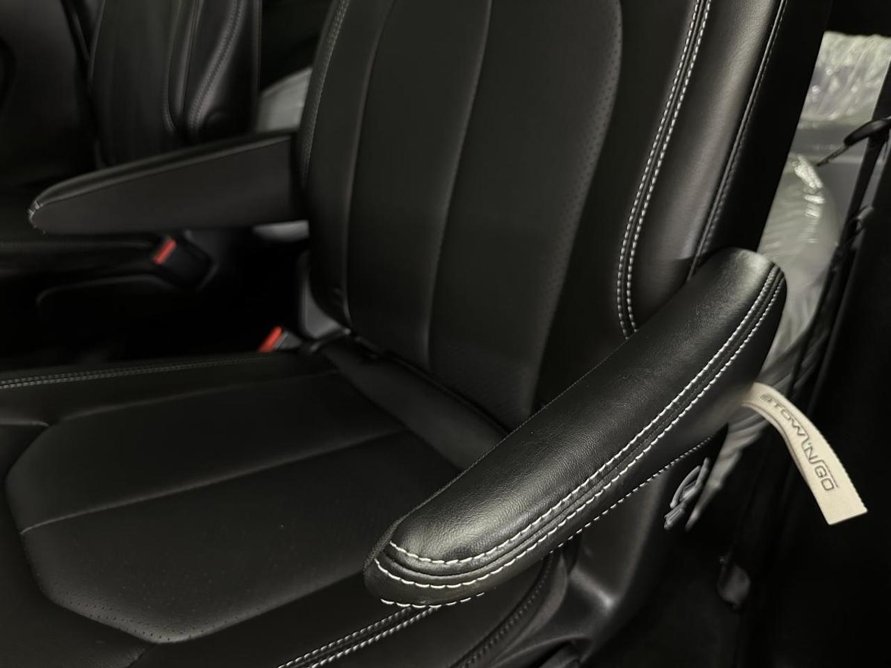 2026 Dodge Grand Caravan SXT 2WD Photo