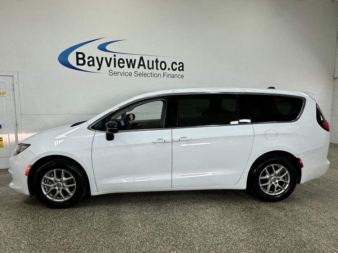2024 Dodge Grand Caravan SXT - POWER DOORS/QUADS/DUAL AC/NAVI/1 OWNER LEASE RETURN! Photo3