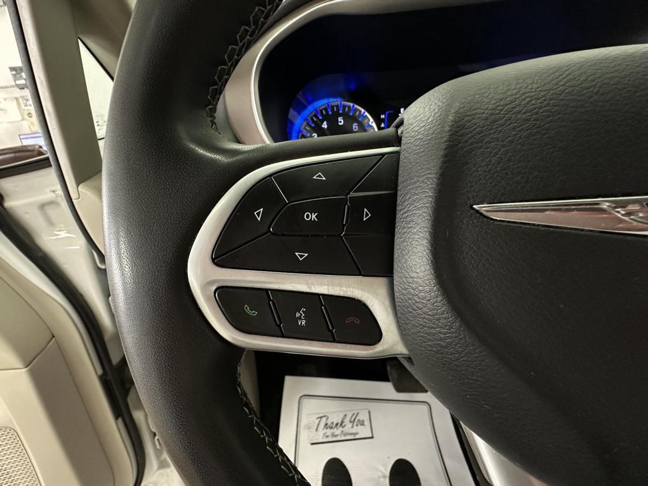 2024 Dodge Grand Caravan SXT - POWER DOORS/QUADS/DUAL AC/NAVI/1 OWNER LEASE RETURN! Photo