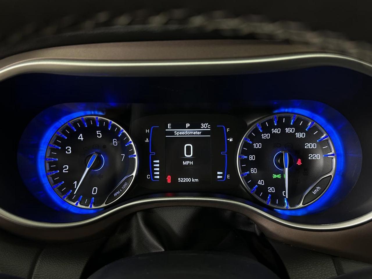 2024 Dodge Grand Caravan SXT - POWER DOORS/QUADS/DUAL AC/NAVI/1 OWNER LEASE RETURN! Photo
