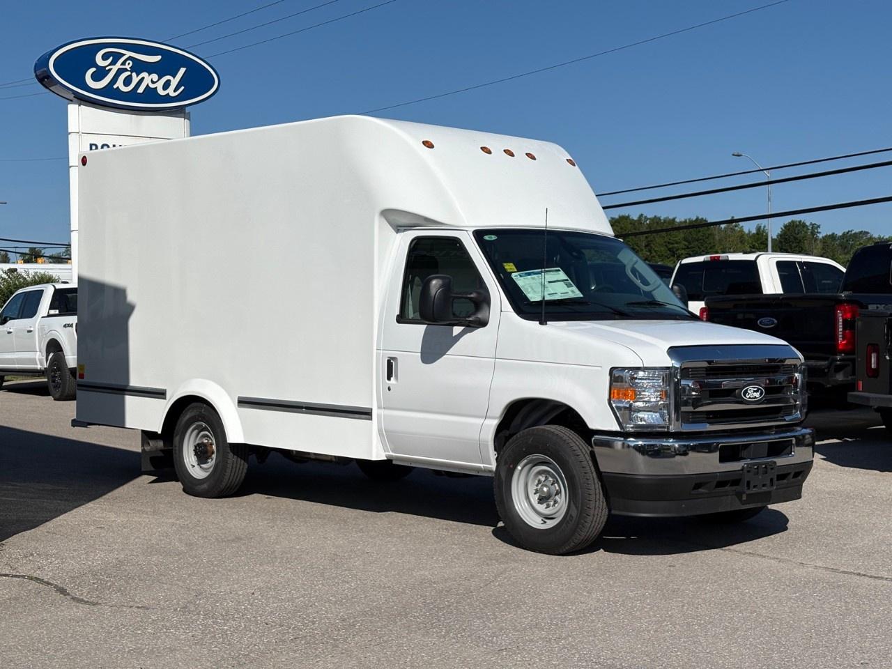 2027 Ford E-Series Cutaway E-350 SRW 138" WB Photo