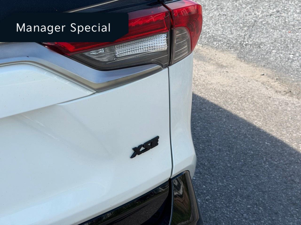 2023 Toyota RAV4 Prime XSE AWD Photo