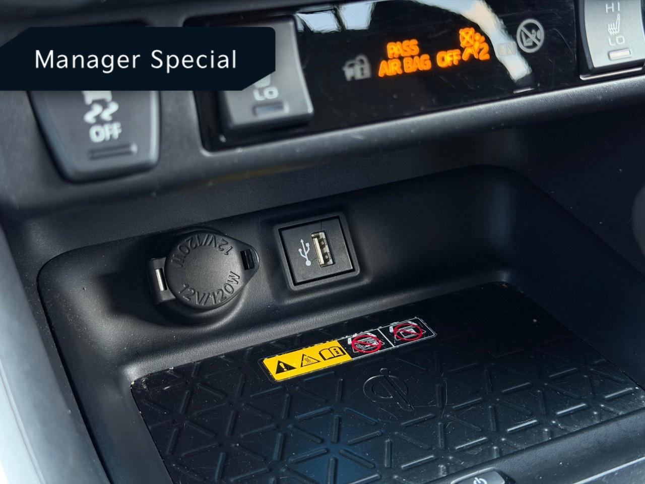 2023 Toyota RAV4 Prime XSE AWD Photo