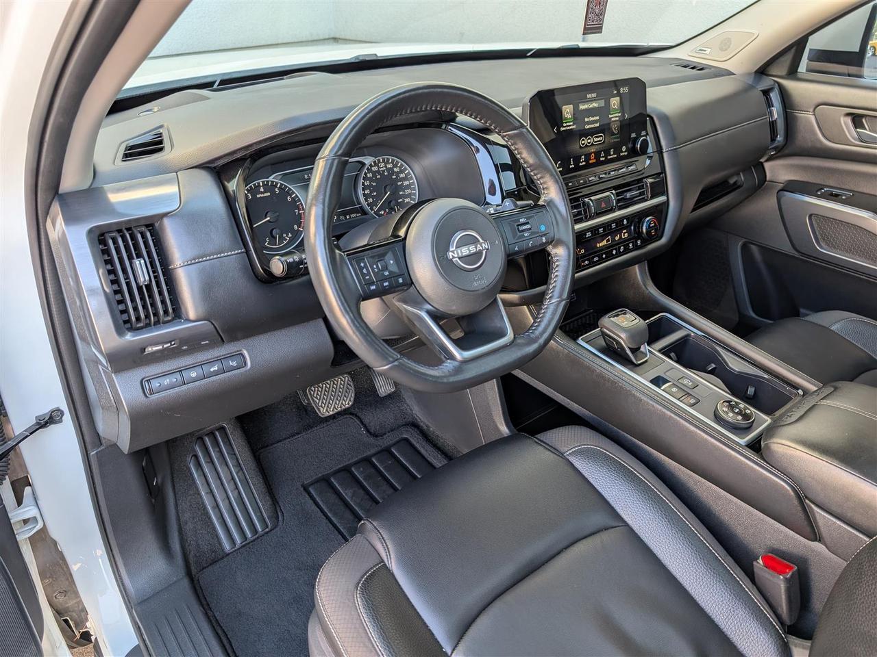 2024 Nissan Pathfinder SL 4WD - 8 PASS - PANO ROOF - NAVI - TECH FEATS Photo
