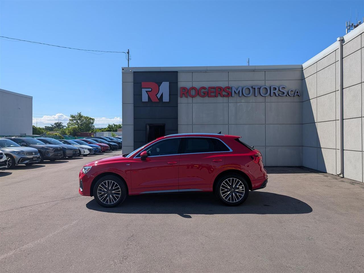 2023 Audi Q3 QTRO S-LINE -  PANO ROOF - LEATHER - TECH FEATS Photo5