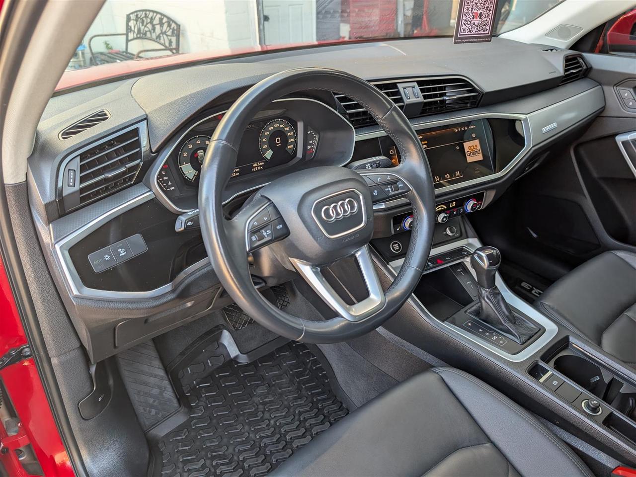 2023 Audi Q3 QTRO S-LINE -  PANO ROOF - LEATHER - TECH FEATS Photo